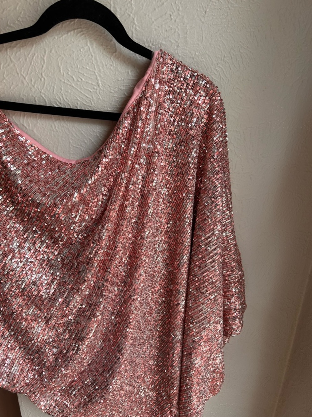 Merritt Caramela asymmetrical pink sequins plus size top 3X - Picture 5 of 9